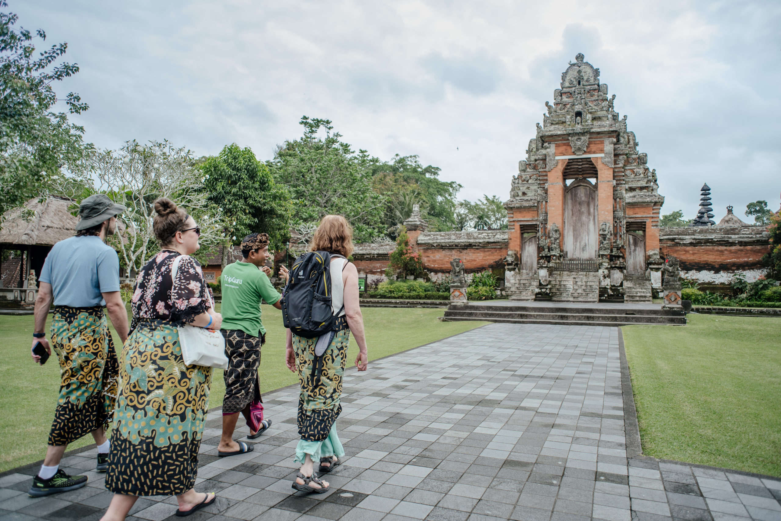 Authentic Travel: How To Immerse Yourself In Local Culture?